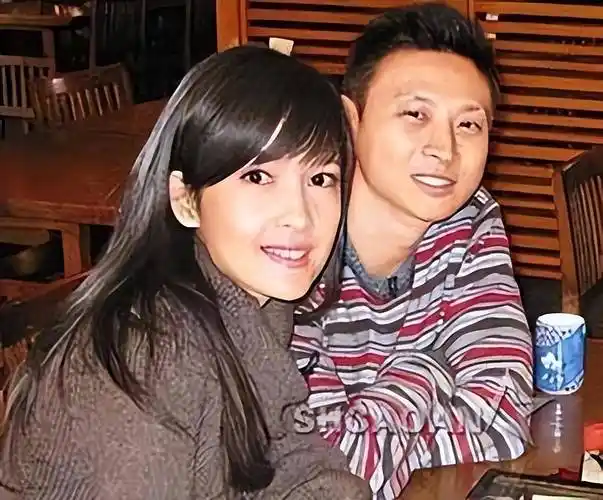 被吴君如骂是集邮女,人前玉女实则疯狂,褪去假面后的真实周慧敏