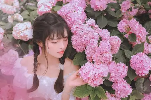 阳光在身上流转-唯美女生