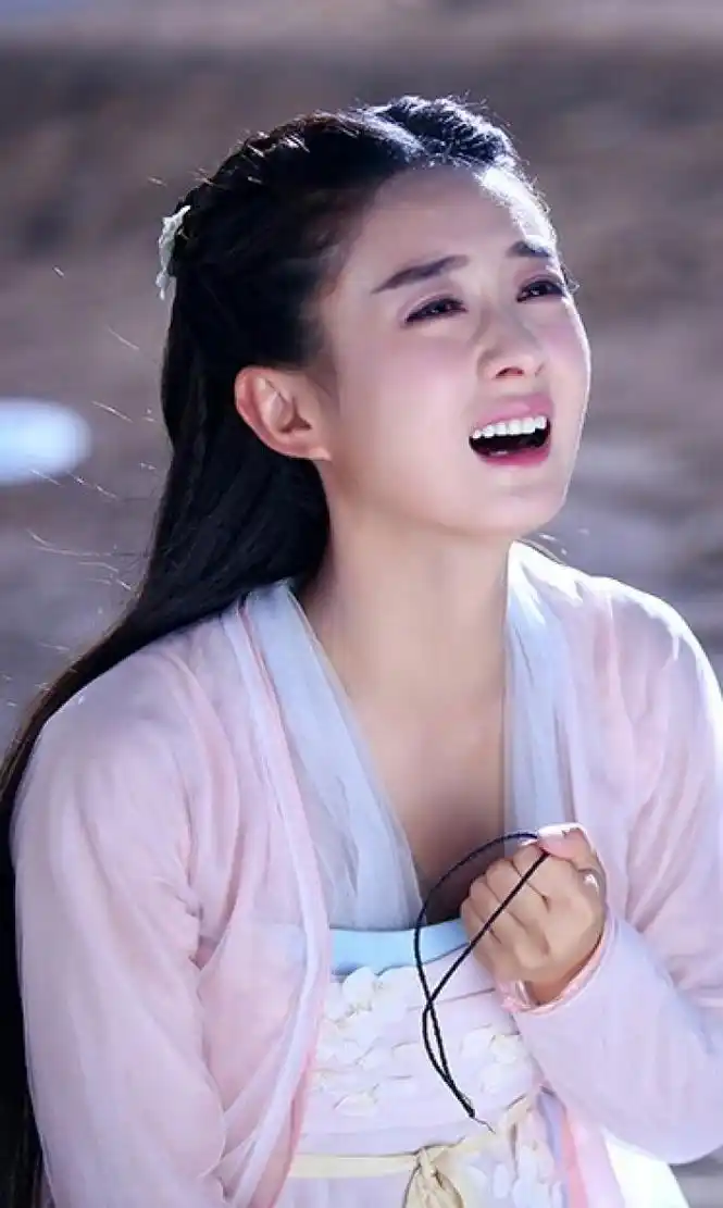 盘点赵丽颖七大悲情哭戏哭得好美