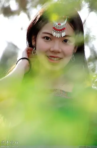 【转载】清纯漂亮妞妞!【高清大图】