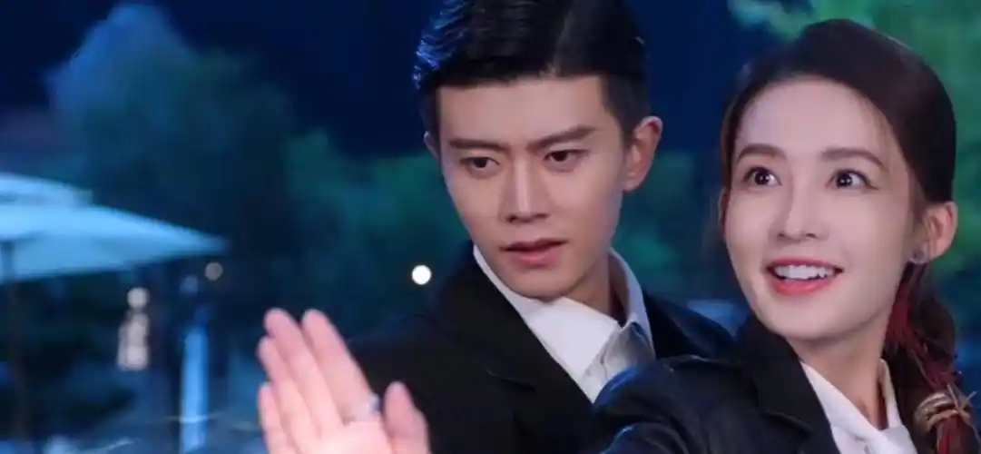 原创原创请君空降本以为李沁是颜值担当而我却被女2号迷了眼