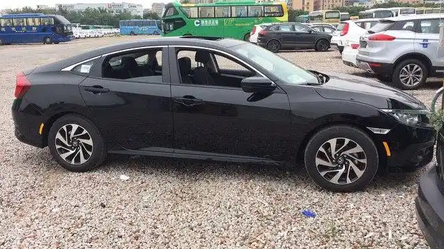 黑色思域好看否