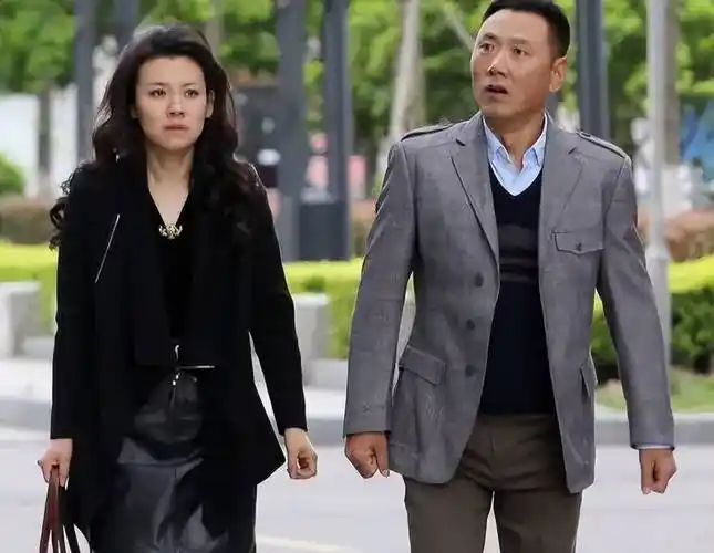 演员刘琳:我这辈子最正确的决定,就是39岁高龄为普通丈夫生儿子_表演