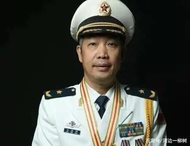 文职少将是什么意思?军队真的有文职将军吗
