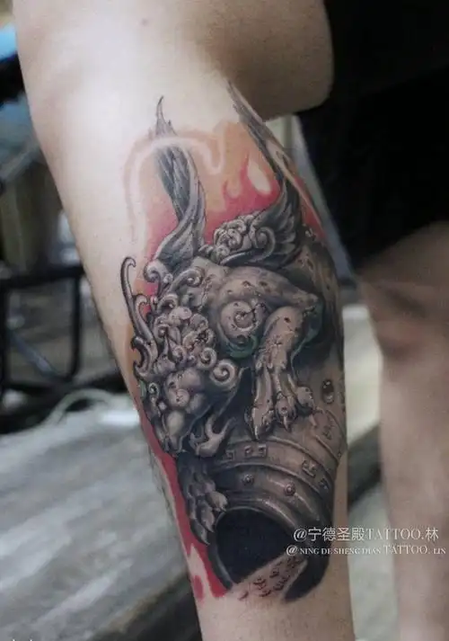 貔貅纹身图片_腿部纹身图案