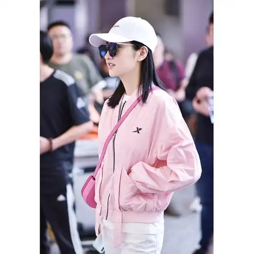 特步景甜同款运动服外套女装正品防风衣女士棒球领双层夹克上衣