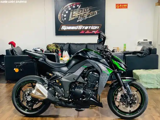 北京速度驿站 川崎 z1000r 20年9月上牌