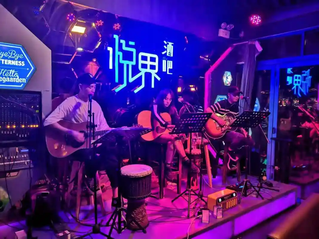 后海最不可错过的酒吧悦界愿生活有歌有酒有远方