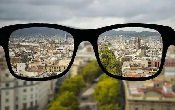 近视程度超过600度的人这3项活动不建议做别忽视了