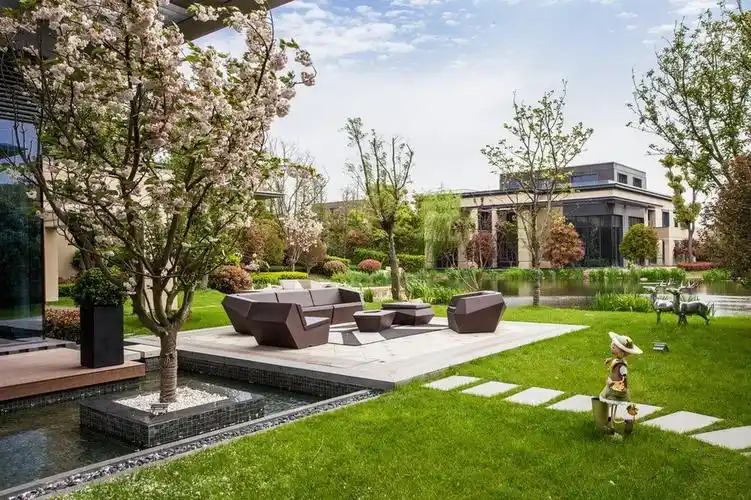 12个别墅花园设计案例有花草点缀让人赏心悦目