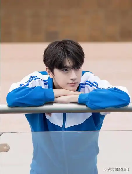 盘点高颜值90后校园男主,来提名你的校园男神