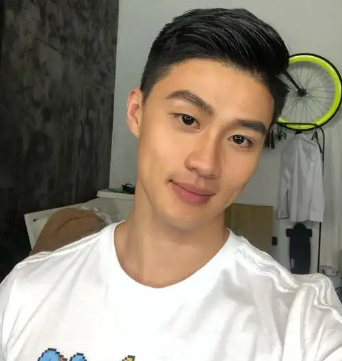 今年男士流行什么发型?原来有这些-图3