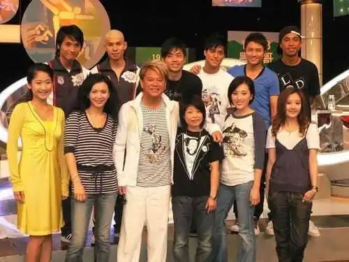 《奥运玩得叻》陈百祥取笑曾华倩与梁朝伟恋情