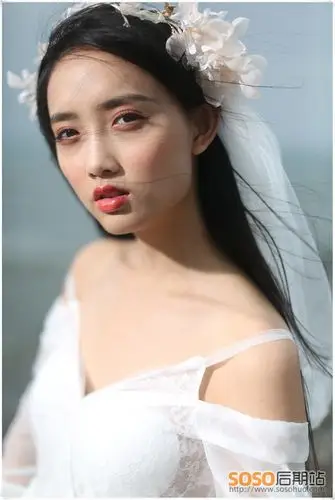 10p海边婚纱美女raw原始图片素材 高清照片