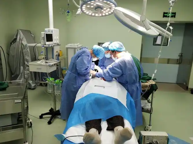 南宫市中医院五官科成功手术治愈一例腮腺肿瘤患者