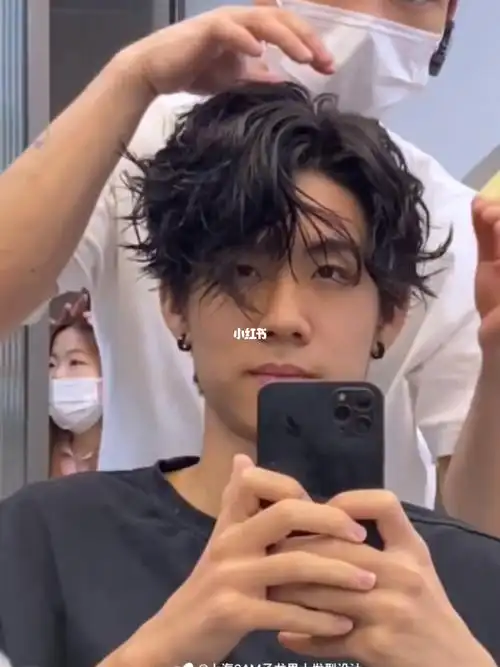 男生蝴蝶烫喜欢蓬松慵懒凌乱不能错过