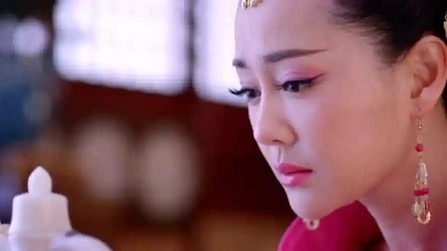 武媚娘传奇:郑婉言请来武媚娘,武媚娘没有戒心,直接饮下了毒酒
