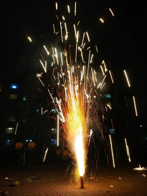 元宵节路边烟花随手拍