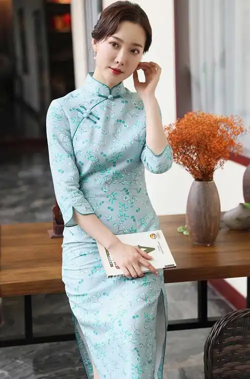 今年流行穿"旗袍",初秋穿这件,低调彰显优雅知性的女人味