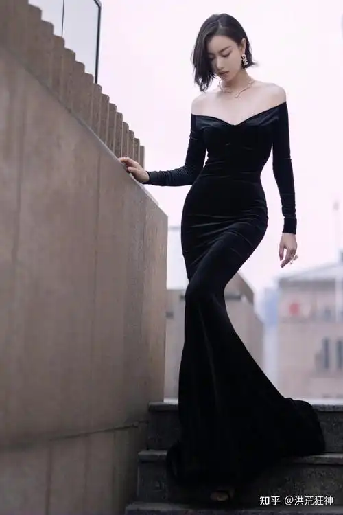 或许单看颜值,倪妮并不是女明星当中特别惊艳的类型,但是她却是整体