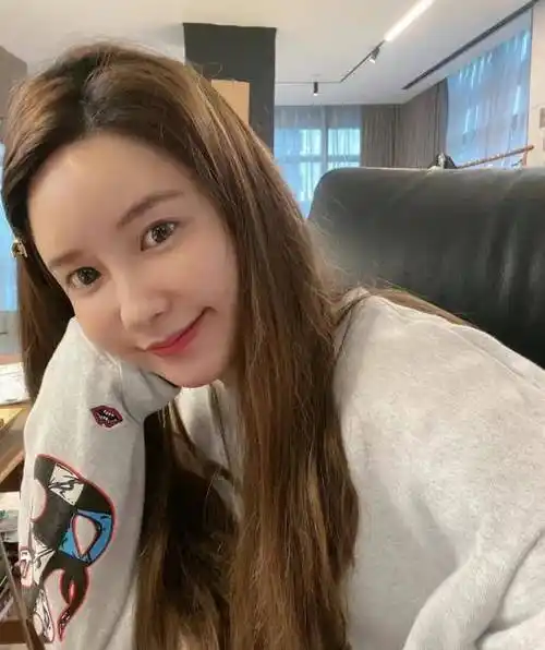 张大奕上位成功?