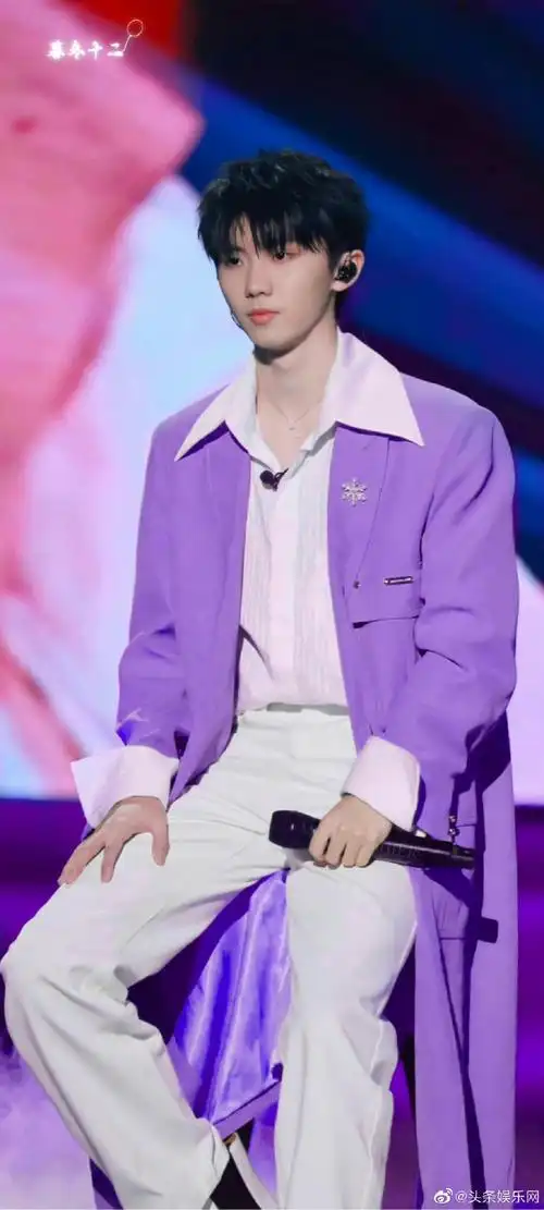 马嘉祺说自己打篮球是真的菜