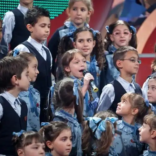 儿童节快乐   意大利安东尼亚诺小合唱团表演《随想曲》