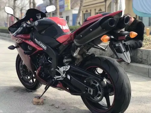 雅马哈yzf r1 r6大排量二手摩托车跑车进口四缸公路赛重型机车