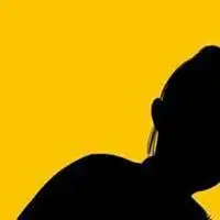 黄底黑影一系列头像男生点击鼠标右键下载