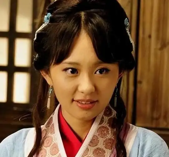 孙耀琦曾惹怒赵丽颖被取关,又来蹭易烊千玺热度