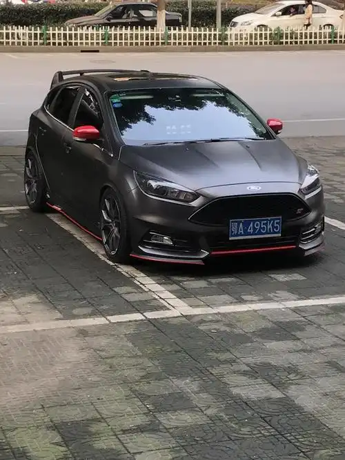 买菜路上多一份欢乐福克斯宽体改装