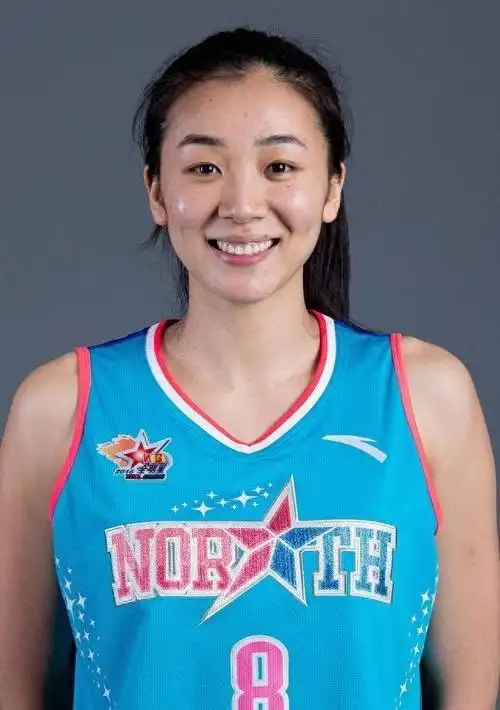 展开中国女篮出美女,赵爽曾让库里惊艳,至今却依旧保持单身