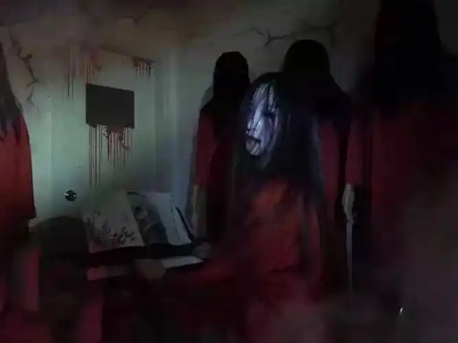 石家庄东二环一所学校闹鬼了!起因竟是神秘教会引发的秘密死亡!