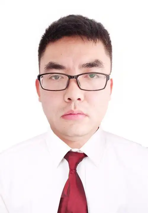 ps证件照,白色背景,白衬衫,红色领带,急急急!