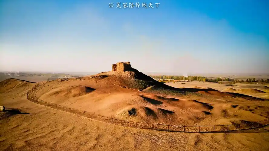 敦煌旅游胜地:古人说的"西出阳关无故人"原来是这个样子的