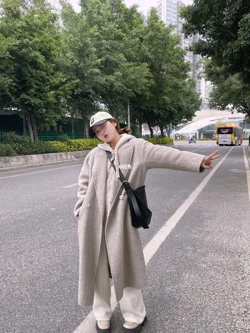 148cm谁说矮个子不能穿长款大衣