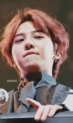 近距离拍摄的权志龙