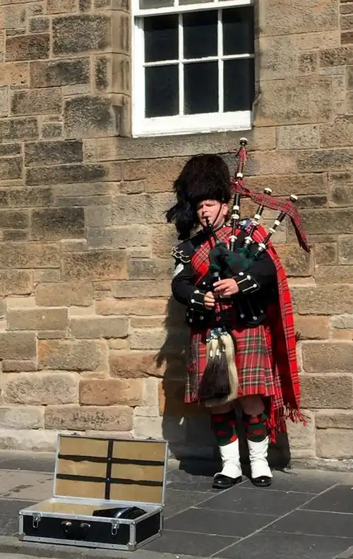 苏格兰裙子和风笛,苏格兰标志.