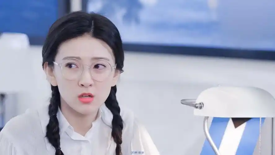 梁洁|陈嘉欣 cr.贩售海棠