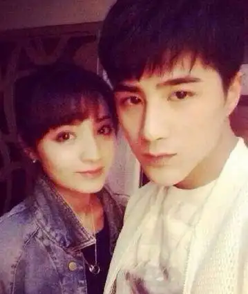 姜潮喜欢谭松韵吗