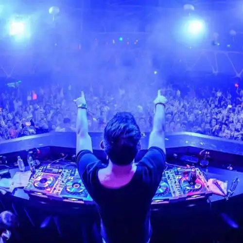 dj黑毛-全网最火抖音热播中文proghouse包箱打碟串烧