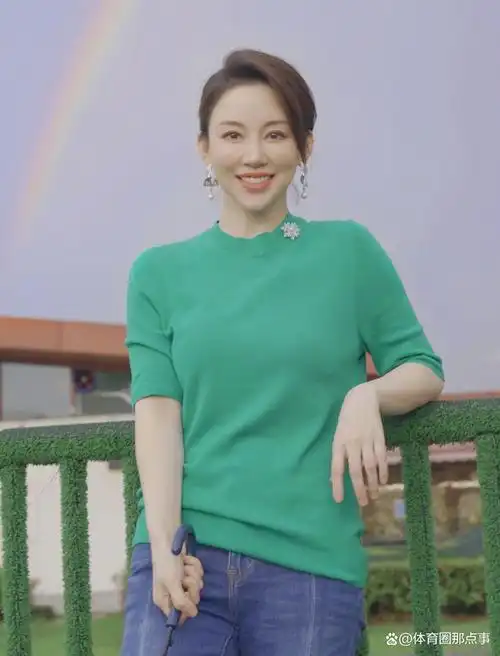 皮肤真是好!潘晓婷晒美照:这个状态用什么词来形容呢?