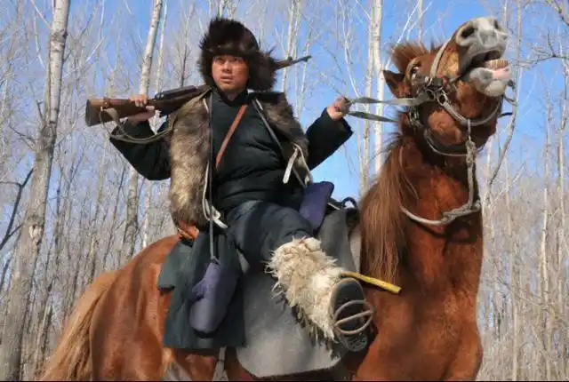 王洛勇,王桂峰,刘威葳等实力派演员联袂主演的电视剧《东北抗日联军》