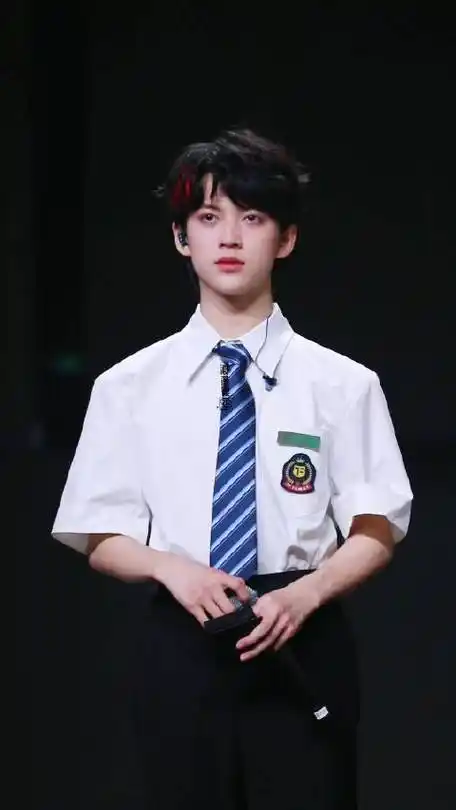 陈天润超话230723"清清楚楚的说你爱我"好漂亮的宝宝#tf家族登陆计划