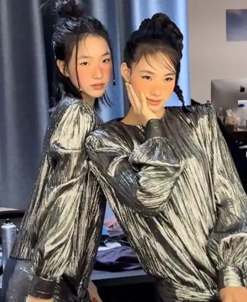 小s女儿大玩擦边造型险走光,被台湾网友痛批,小s回应还在雌竞