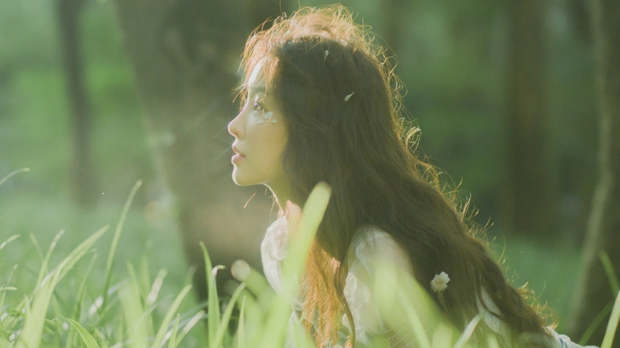 清甜少女自然唯美气质写真,高清壁纸图片,清纯美女-回车桌面