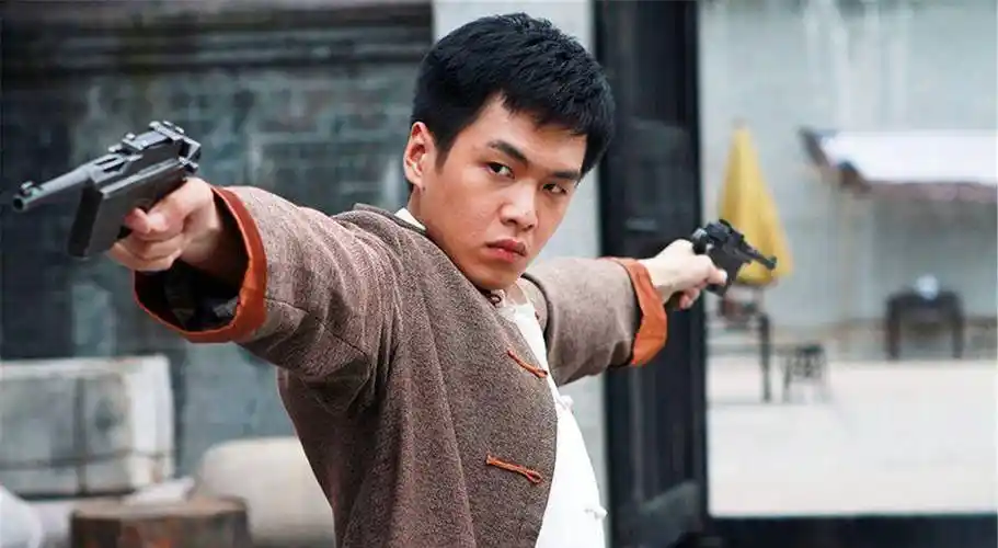 文章加盟电影版《雪豹》,与马伊琍离婚后重获好资源,能否逆袭?