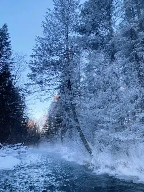长白山78冰雪仙境里绝美的雾凇漂流
