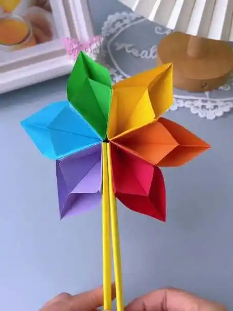 (猪猪手工)人民网的微博视频