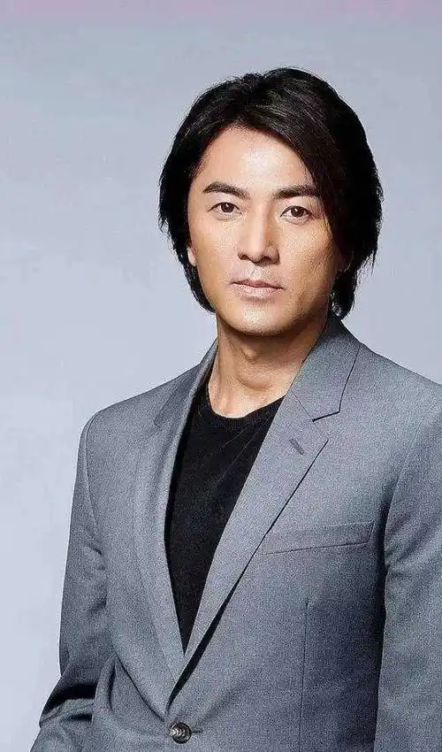 隐形富豪郑伊健豪宅落成,与邵美琪梁咏琪分手真相曝光_工作_香港_时间